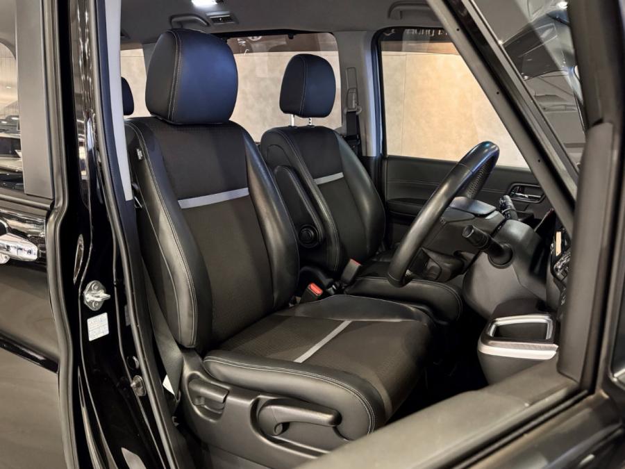 Stepwgn EHEV EX Cool - Image 4